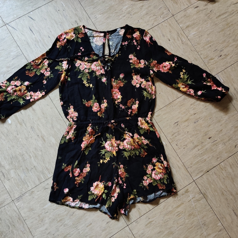 Floral Romper - Picture 1 of 10